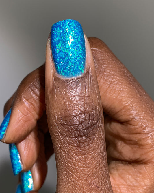 The Sea Between Us preview